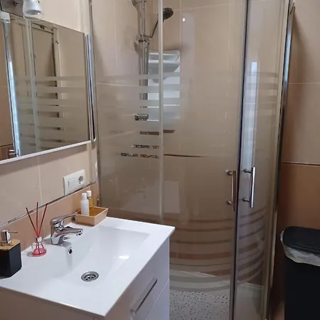 Vivienda Dos Domingos En A Costa Da Morte * Laxe